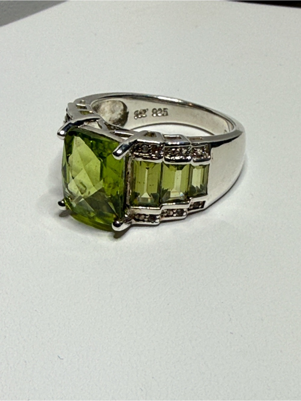 Sterling Silver Peridot-Cut Green Crystal Ring clear CZ Accents - Picture 6 of 11